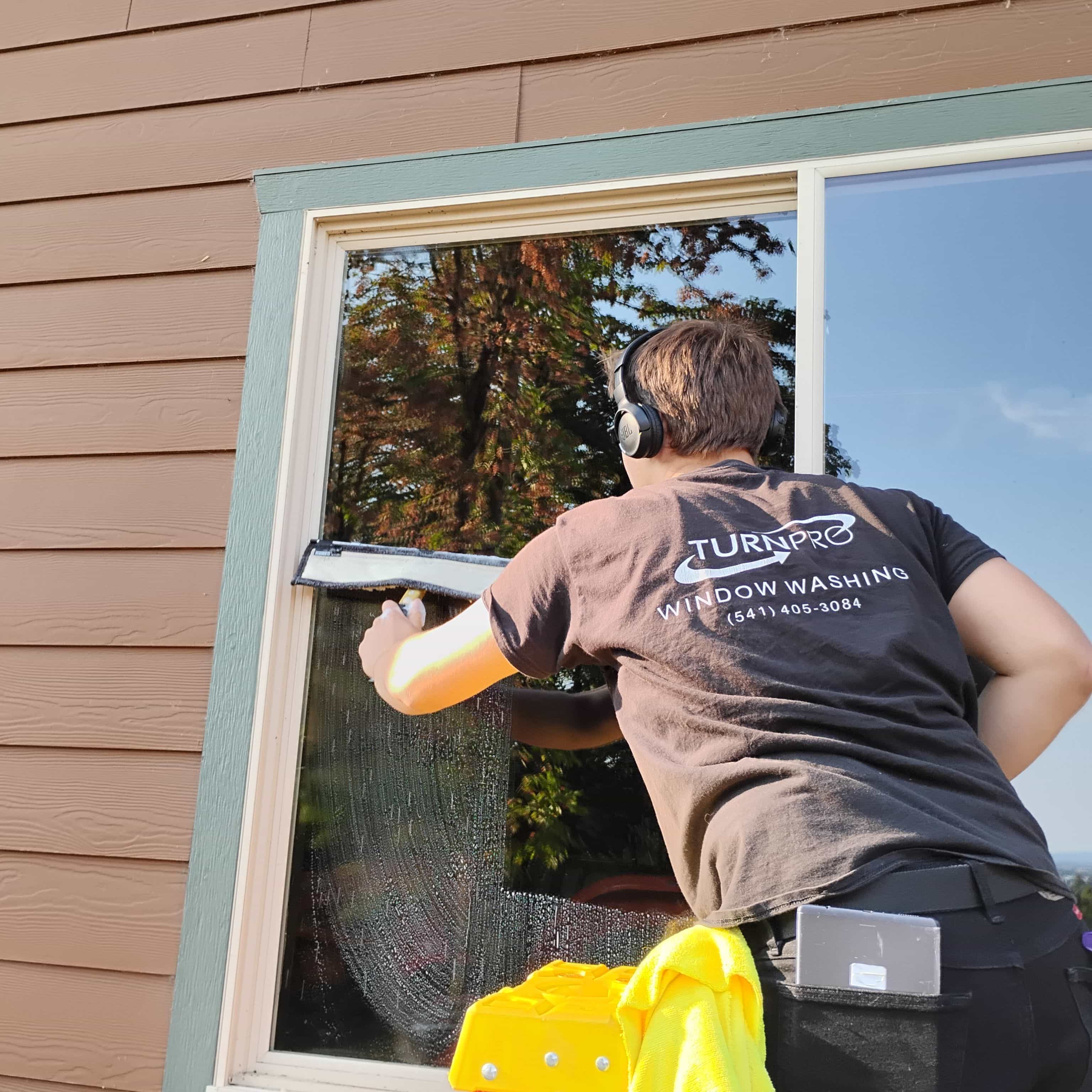 Hero image for Turn Pro Cleaning and Window Washing